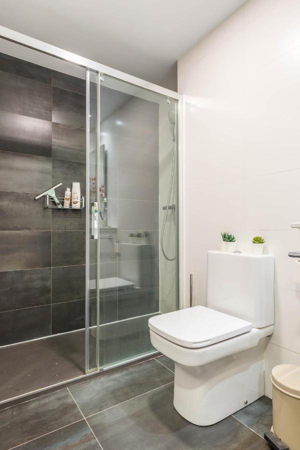 Bonita Habitacion Con Balcon Villaviciosa de Odón Eksteriør bilde
