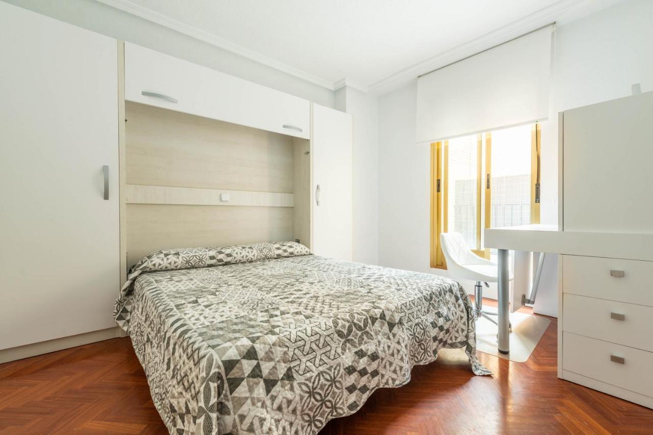 Bonita Habitacion Con Balcon Villaviciosa de Odón Eksteriør bilde