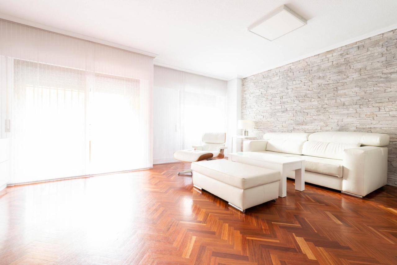 Bonita Habitacion Con Balcon Villaviciosa de Odón Eksteriør bilde