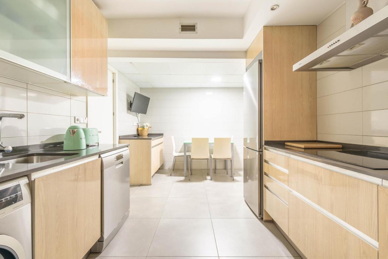 Bonita Habitacion Con Balcon Villaviciosa de Odón Eksteriør bilde
